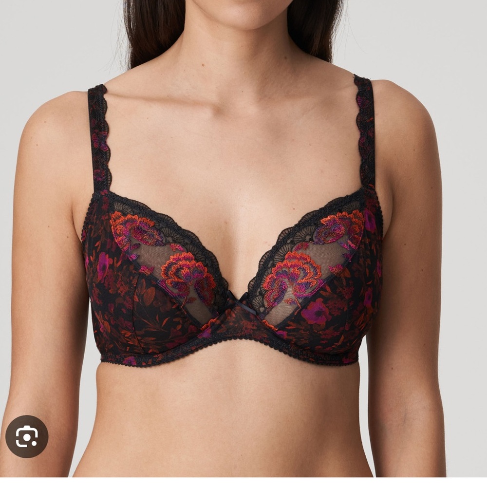 Prima Donna Black and Red Lace Underwire Bra